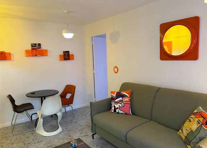 Appartement Orange & Art