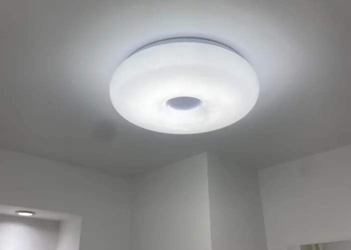 Appartement Orange & Art